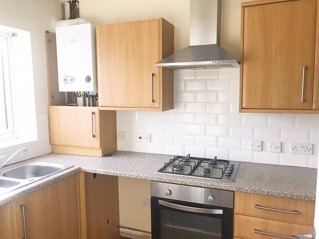 3 Bedroom Semi-Detached to Rent in Walsall, WS2 8AN
