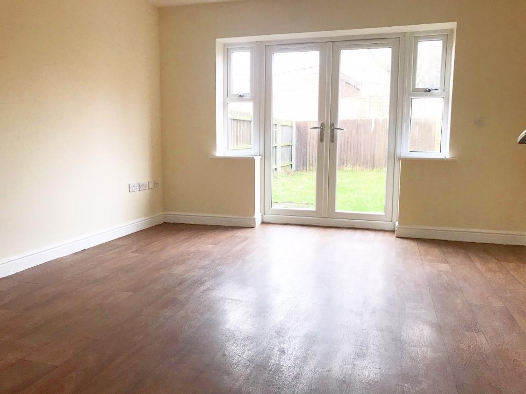 3 Bedroom Semi-Detached to Rent in Walsall, WS2 8AN