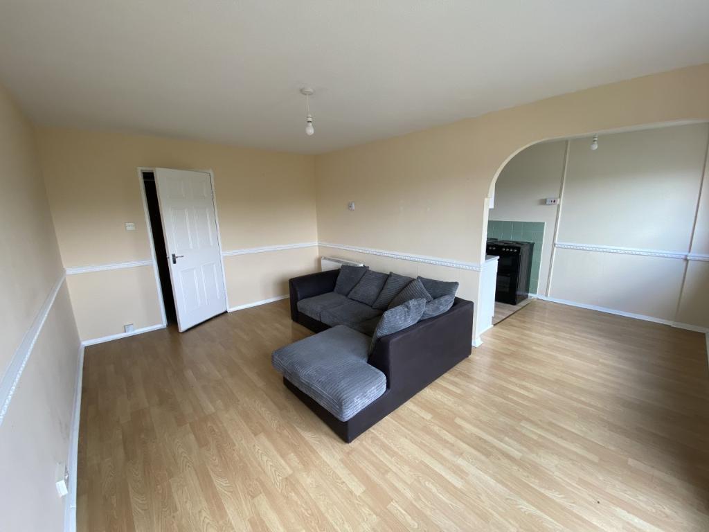2 Bedroom Flat to Rent in West Bromwich, B71 3PE