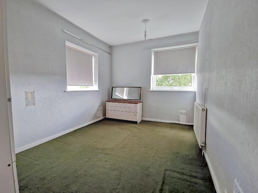 4 Bedroom Semi-Detached for Sale in Birmingham, B43 6QL