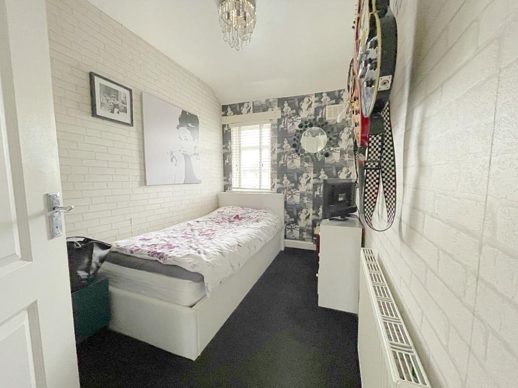 3 Bedroom Terraced for Sale in Wednesbury, WS10 0QW