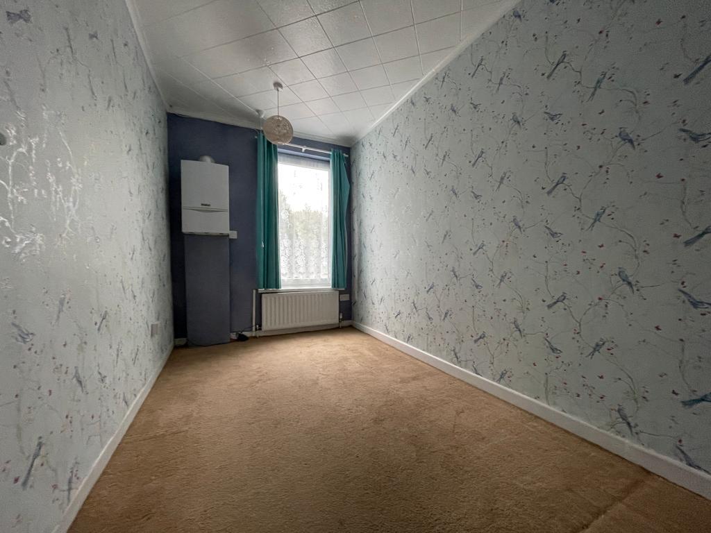 3 Bedroom Semi-Detached for Sale in Oldbury, B69 3EQ