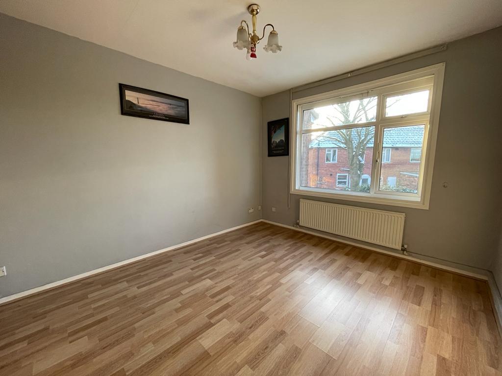 1 Bedroom Flat for Sale in West Bromwich, B71 1EU