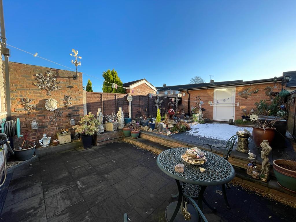 3 Bedroom Terraced for Sale in West Bromwich, B71 1RW