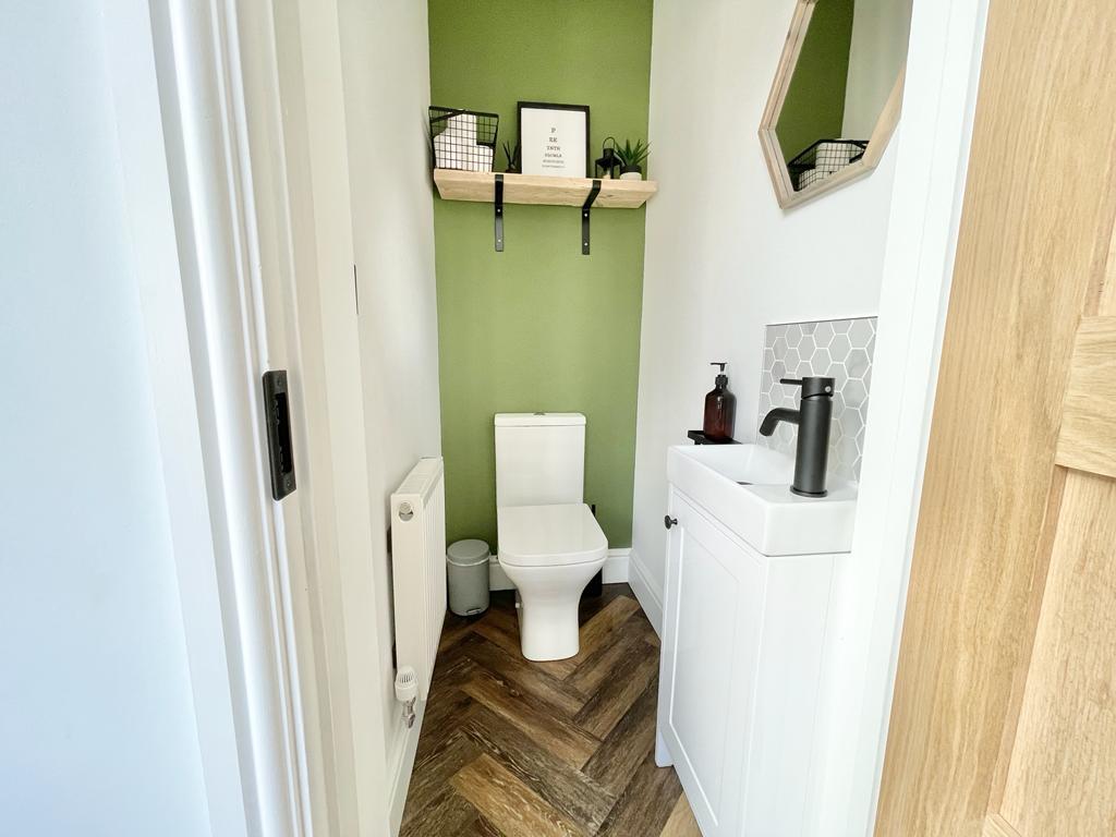 2 Bedroom Semi-Detached for Sale in West Bromwich, B71 3AN