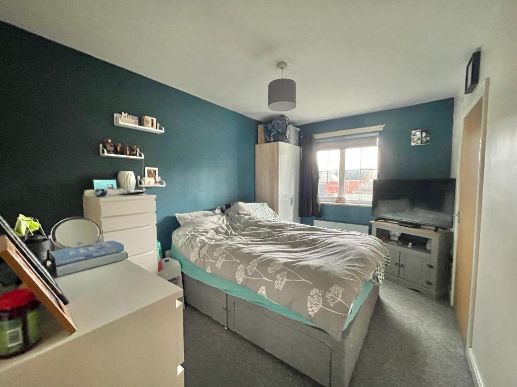 3 Bedroom Terraced for Sale in West Bromwich, B71 2RJ