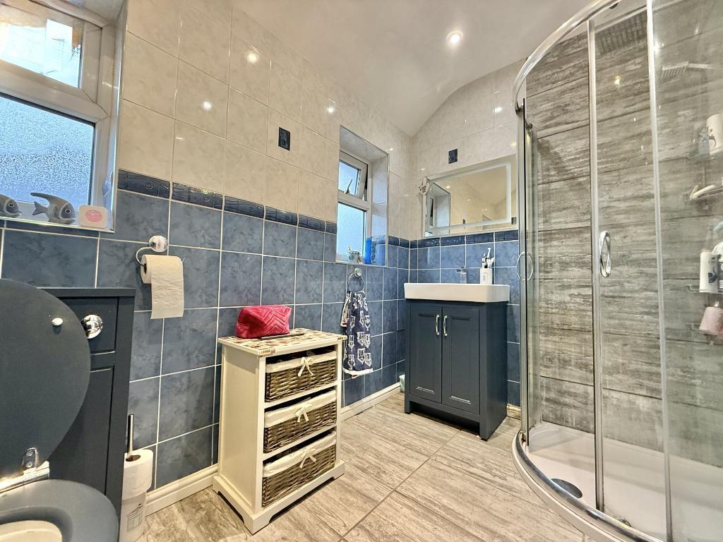 3 Bedroom Semi-Detached for Sale in Wednesbury, WS10 9PW