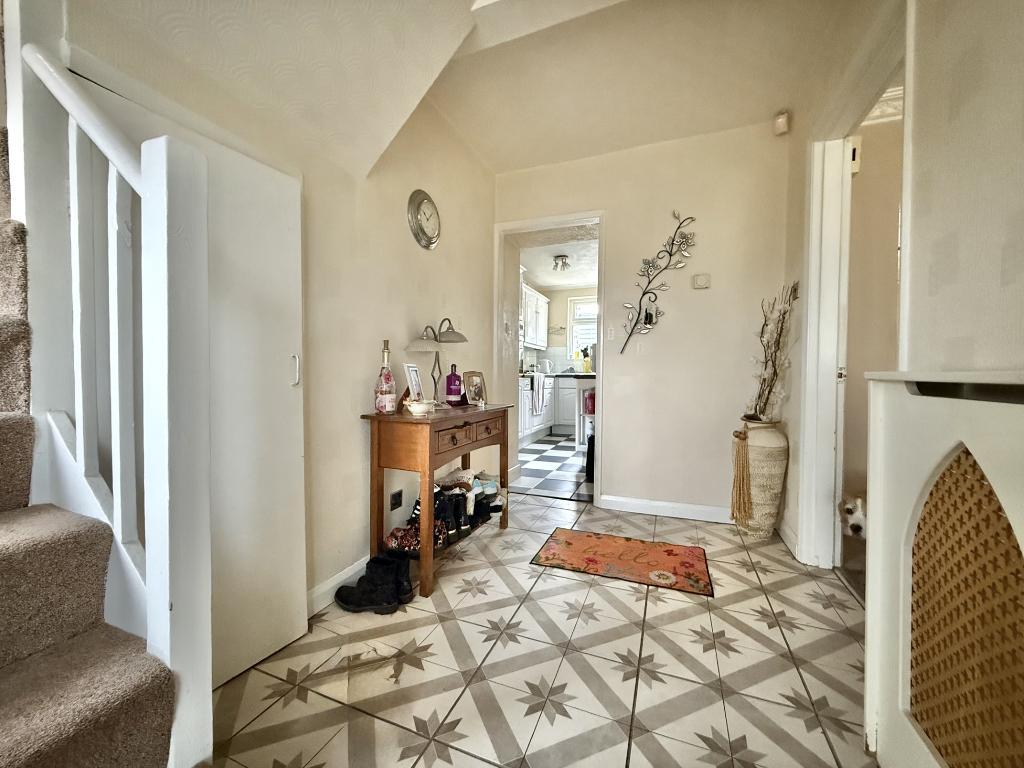 3 Bedroom Semi-Detached for Sale in Wednesbury, WS10 9PW