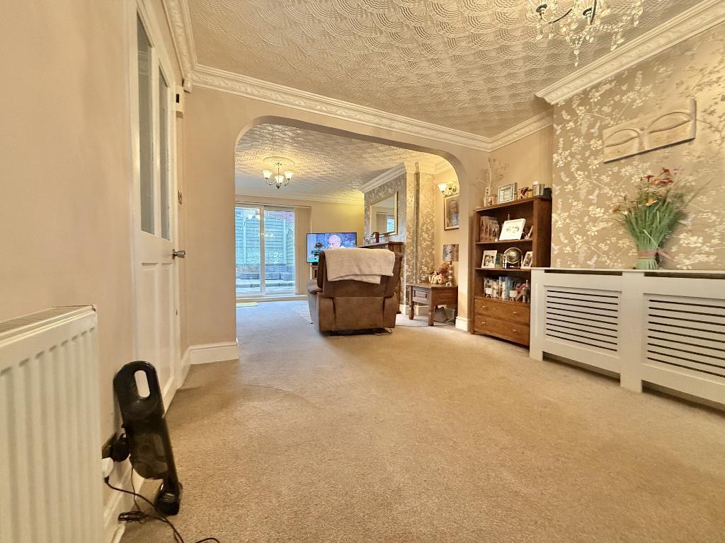 3 Bedroom Semi-Detached for Sale in Wednesbury, WS10 9PW