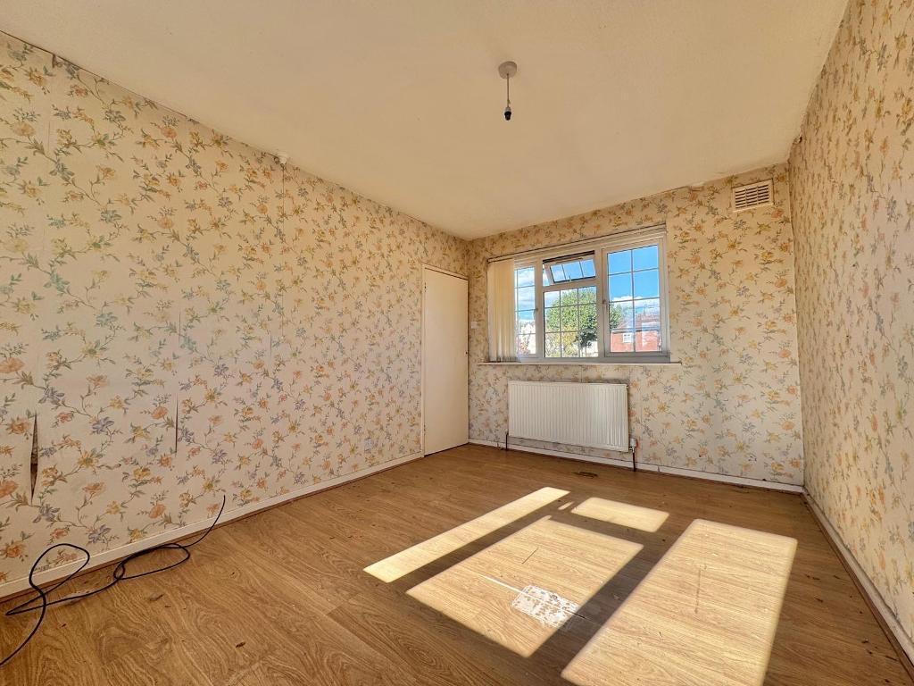 3 Bedroom Detached for Sale in Wednesbury, WS10 0BD