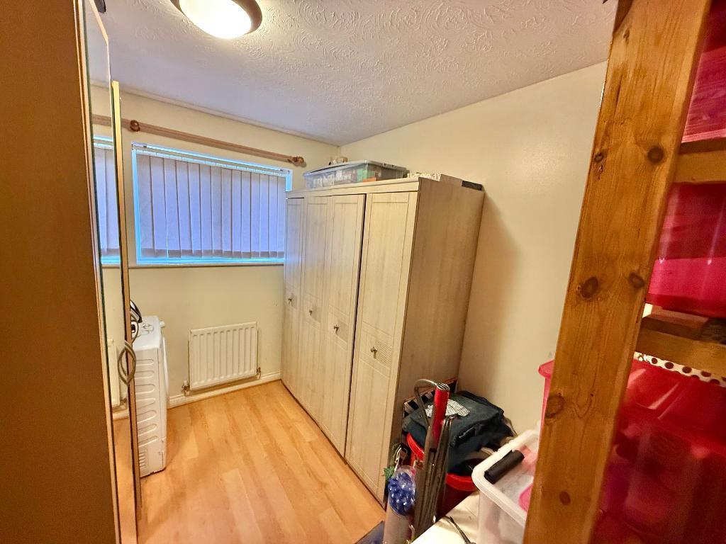 3 Bedroom Semi-Detached for Sale in West Bromwich, B71 3TE