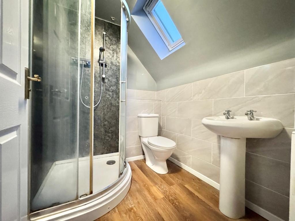 3 Bedroom Semi-Detached for Sale in Wednesbury, WS10 9TR