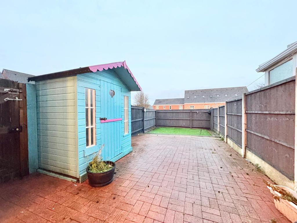 3 Bedroom Semi-Detached for Sale in Wednesbury, WS10 9TR