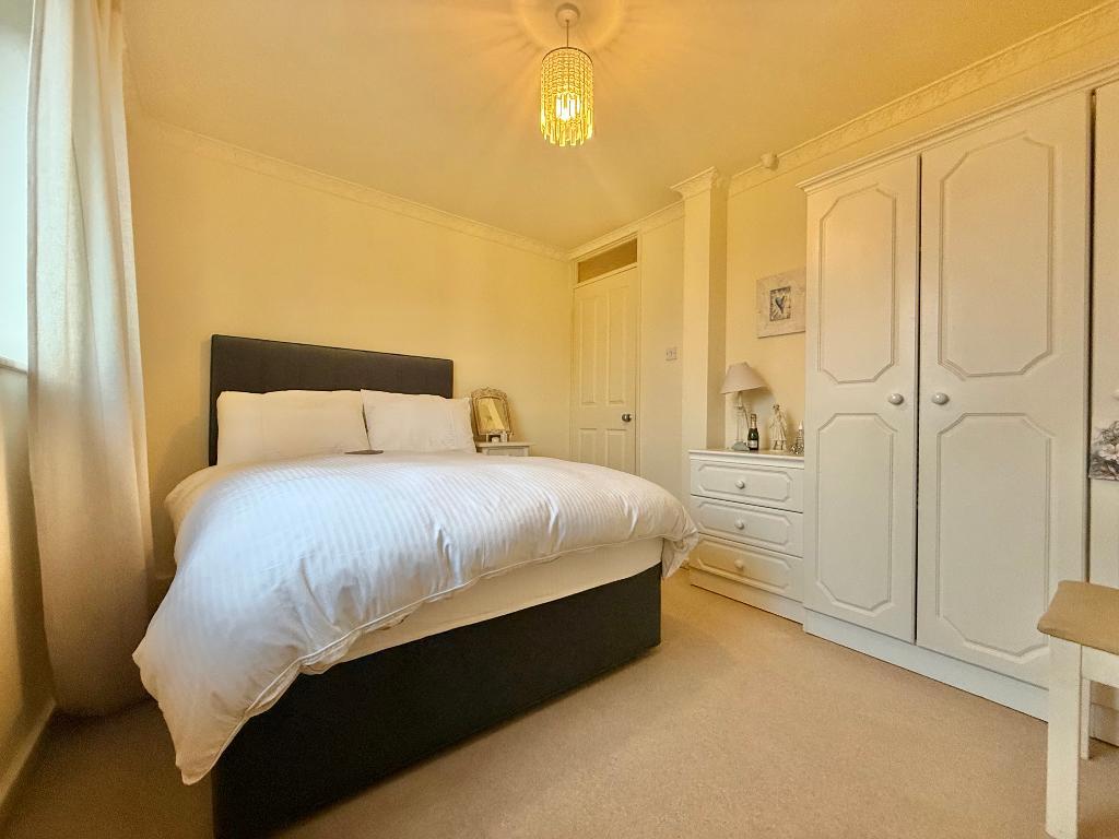 3 Bedroom Semi-Detached for Sale in Darlaston, WS10 8UY