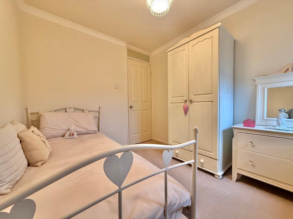 3 Bedroom Semi-Detached for Sale in Darlaston, WS10 8UY