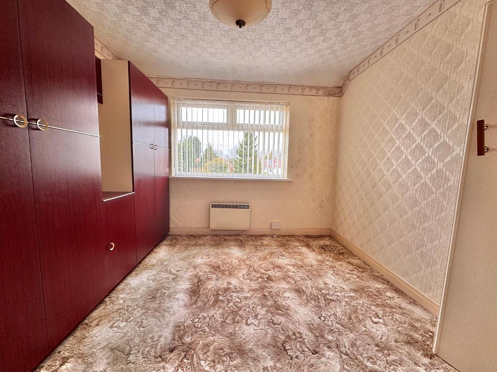 2 Bedroom Semi-Detached for Sale in West Bromwich, B71 2ET