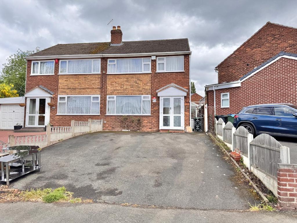 3 Bedroom Semi-Detached to Rent in West Bromwich, B71 3LT