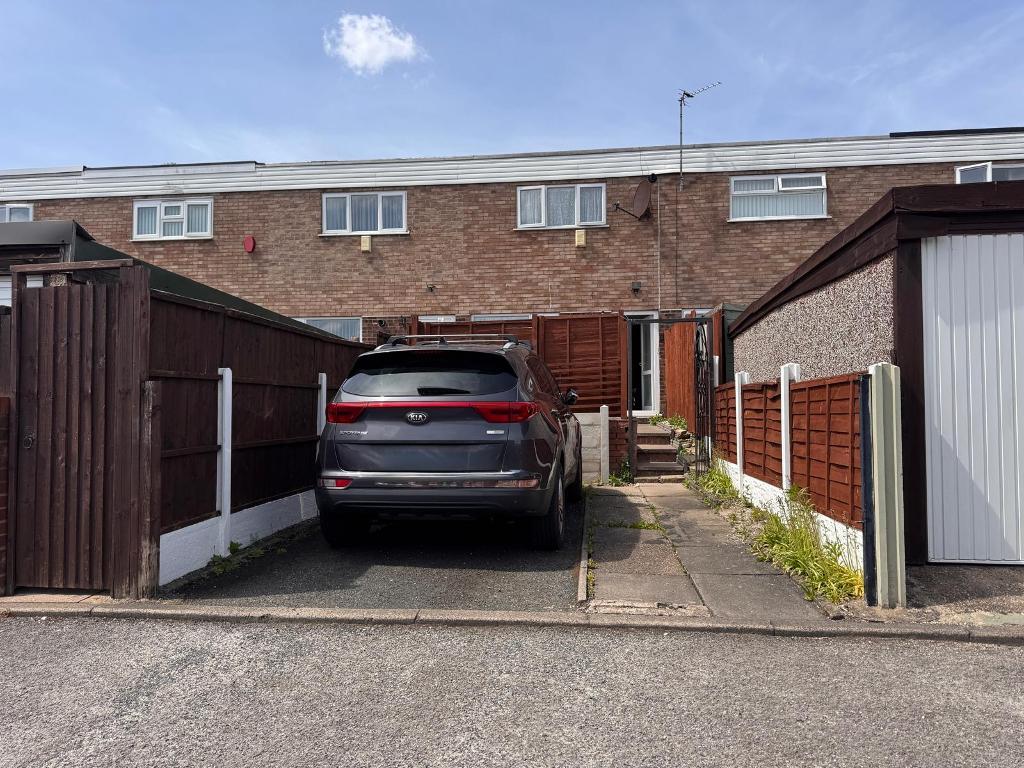 2 Bedroom Terraced for Sale in West Bromwich, B71 3SW