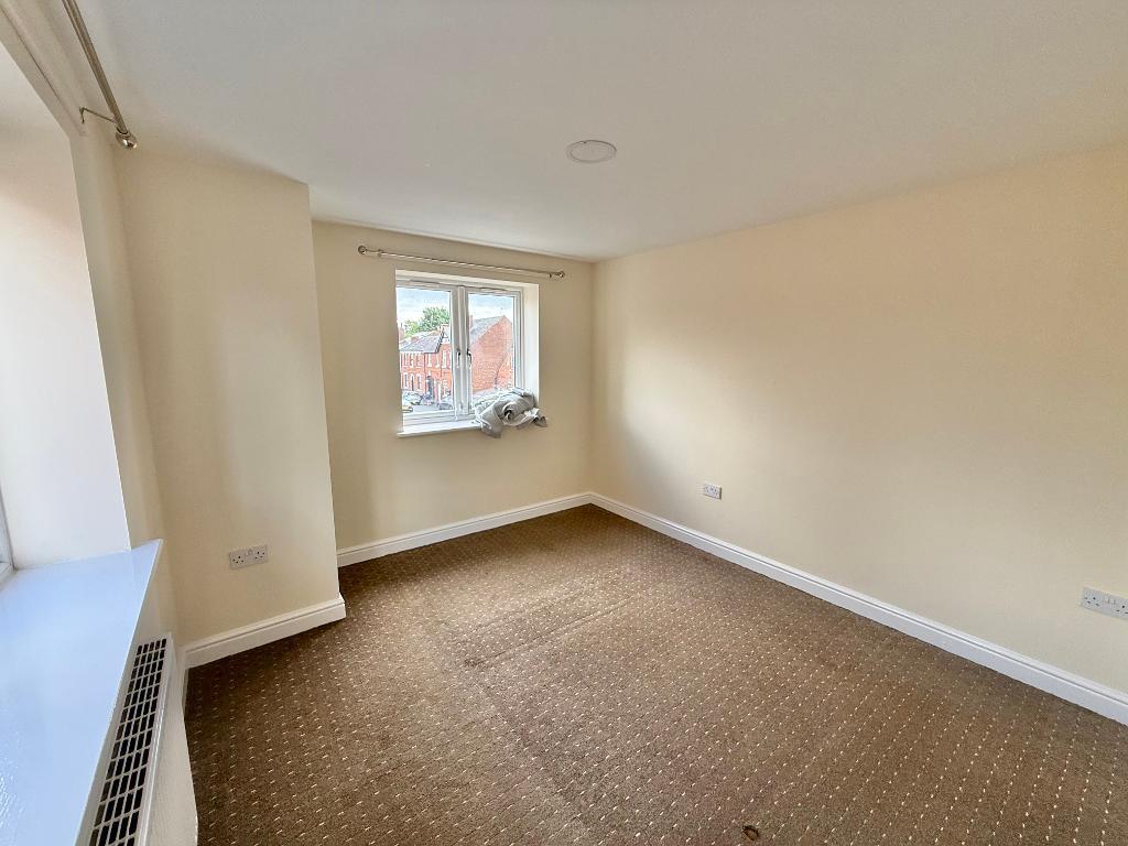4 Bedroom Detached to Rent in Walsall, WS2 8AN