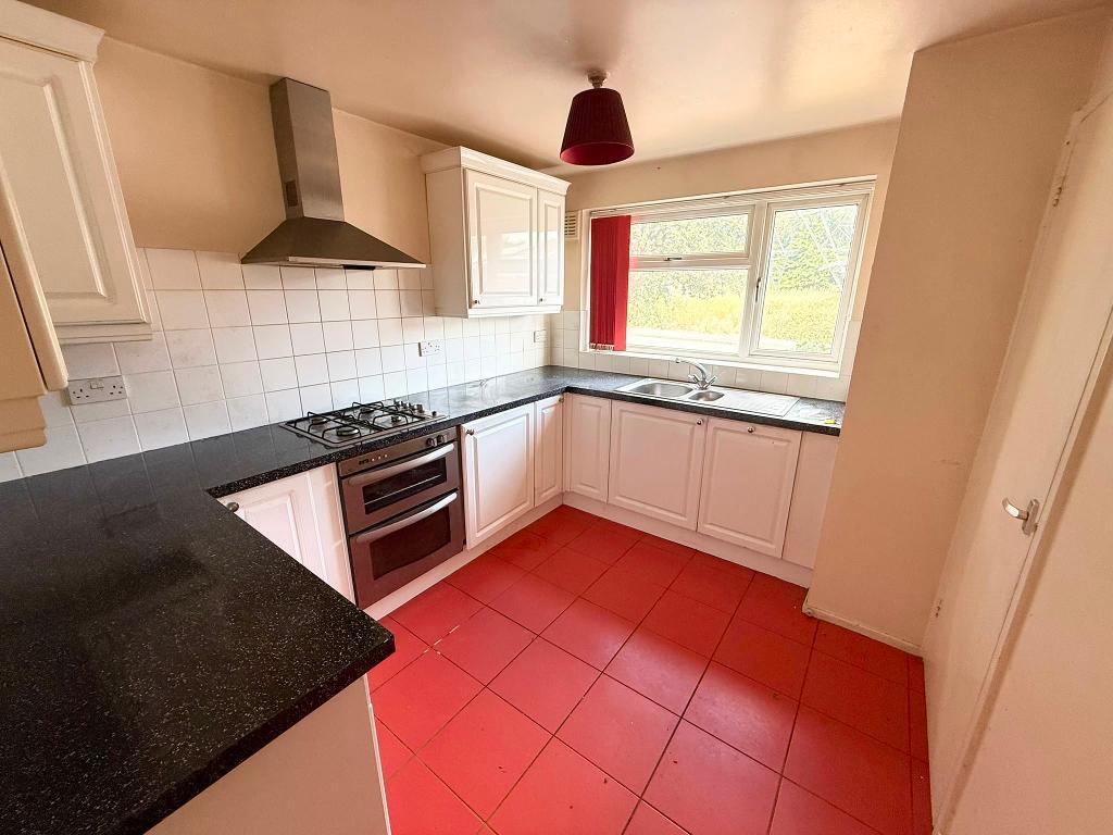3 Bedroom End Terraced for Sale in West Bromwich, B71 3QA