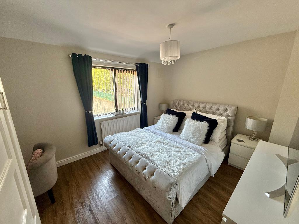 3 Bedroom Semi-Detached for Sale in West Bromwich, B71 2SH