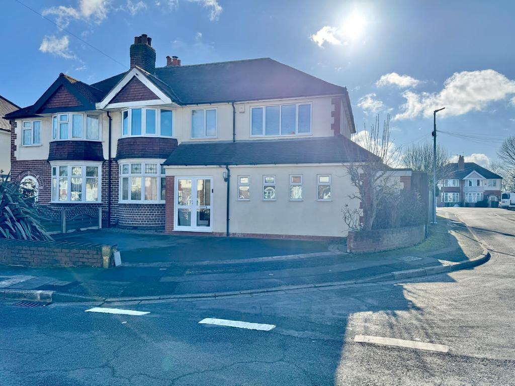Stanley Road, West Bromwich, B71 3JQ