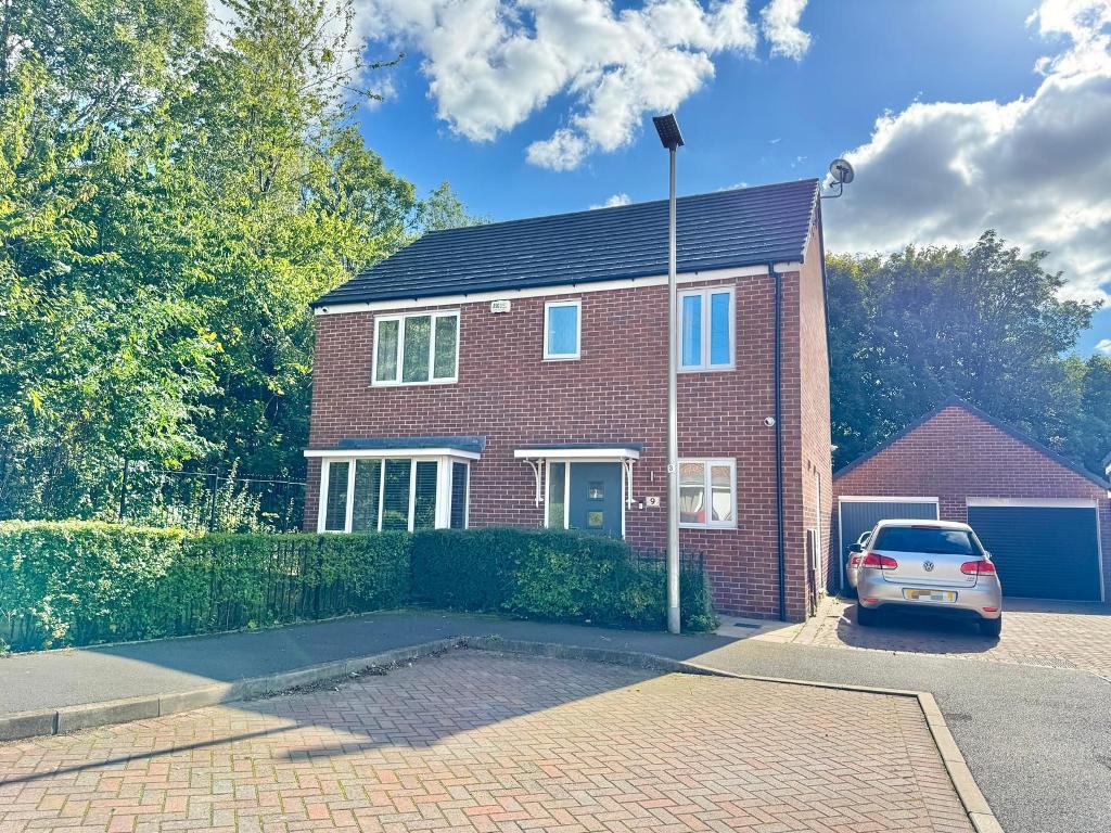 Brockhouse Close, West Bromwich, B70 0LA