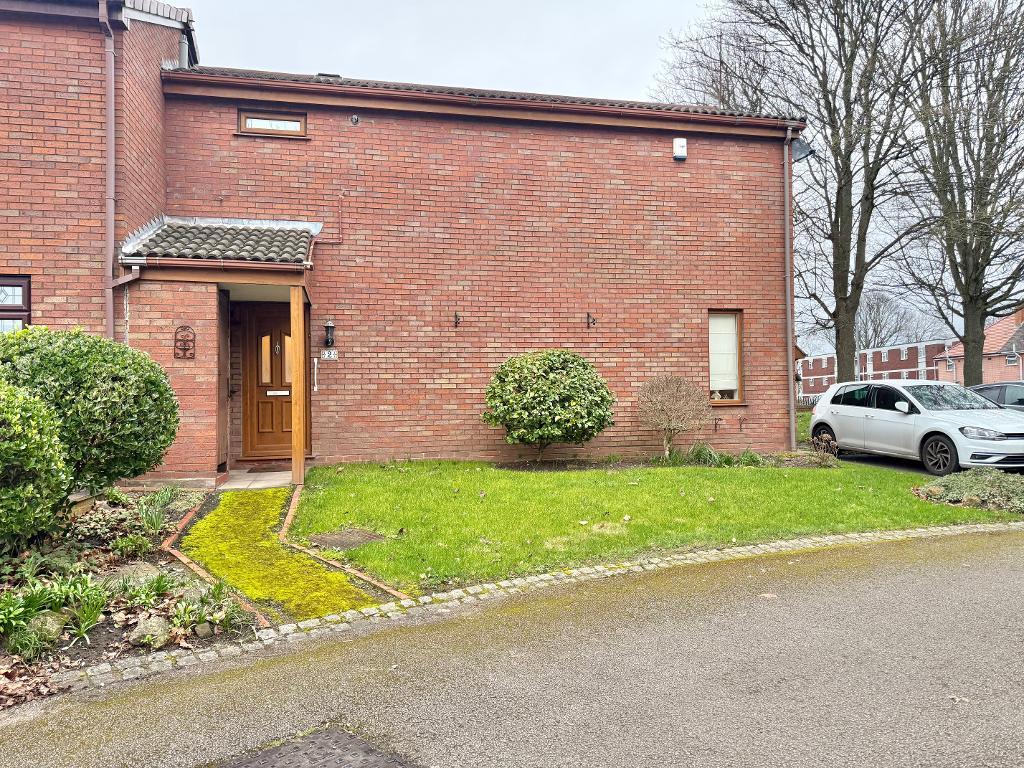 3 Bed Semi-Detached Property to Rent in Darlaston, WS10 8UY