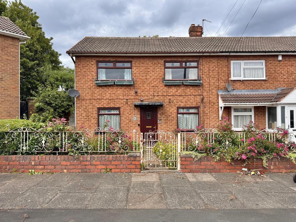 3 Bed Semi-Detached Property to Rent in West Bromwich, B71 2AW